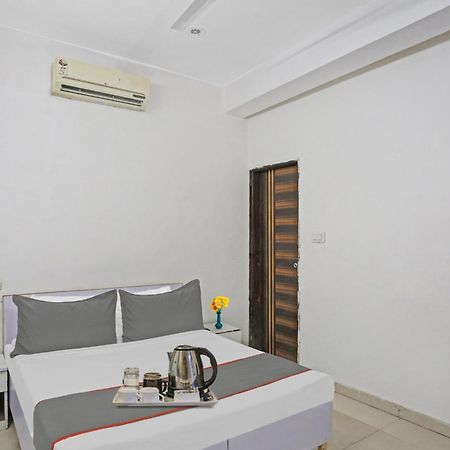 Hotel O Imperial Residency Near Dashrath Puri Metro Station New Delhi Exteriör bild