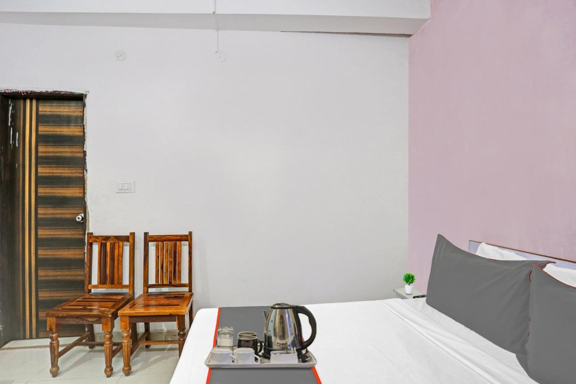 Hotel O Imperial Residency Near Dashrath Puri Metro Station New Delhi Exteriör bild